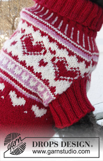 Valentino / DROPS Extra 0-1010 - Sweter / świąteczny sweter na drutach dla psa, z żakardem w serca, z włóczki DROPS Karisma. Od XS do L.