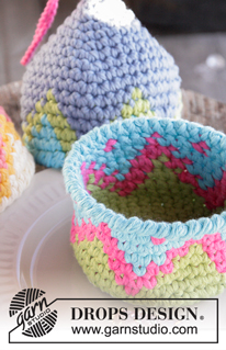 Hide & Sweet / DROPS Extra 0-1249 - DROPS Easter: Crochet DROPS Easter eggs with colour pattern in 2 strands Paris.