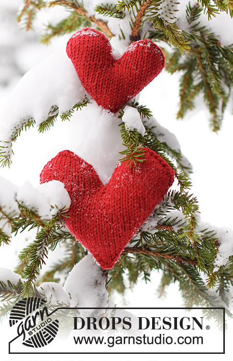 Winter's Love / DROPS Extra 0-1556 - Neulotut sydämet DROPS Merino Extra Fine -langasta. Teema: Joulu.