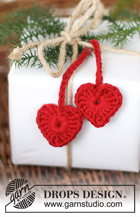 Cherry Hearts / DROPS Extra 0-1565 - DROPS Cotton Light lõngast heegeldatud südametega paelad 
Teema: jõuludeks