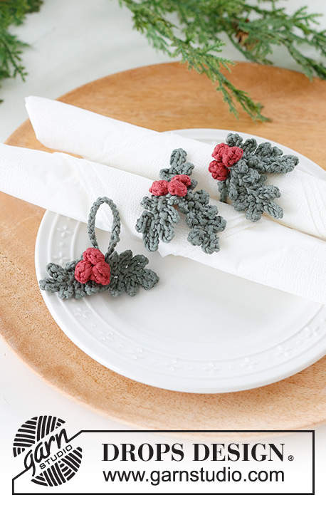 Holly Napkin Rings / DROPS Extra 0-1588 - DROPS Muskat lõngast heegeldatud kaunistus - salvrätiku rõngas jõuludeks