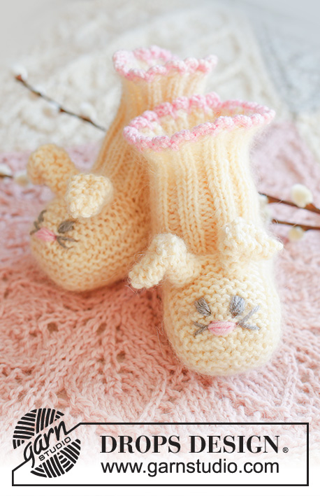 Bunny Toes / DROPS Extra 0-634 - Botinhas coelhinho da Páscoa DROPS em ”BabyMerino” e ”Kid-Silk”.
DROPS design: Modelo no BM-031-by-påske  
