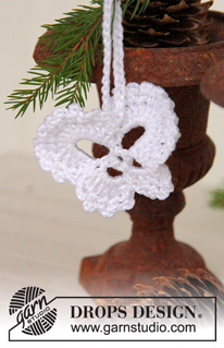 Free patterns - Ornamenten voor de kerstboom / DROPS Extra 0-733