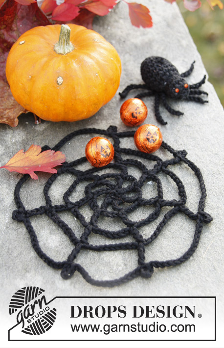 Webster / DROPS Extra 0-968 - Halloween DROPS: pająk i pajęczyna na szydełku, z włóczki „Safran”. 