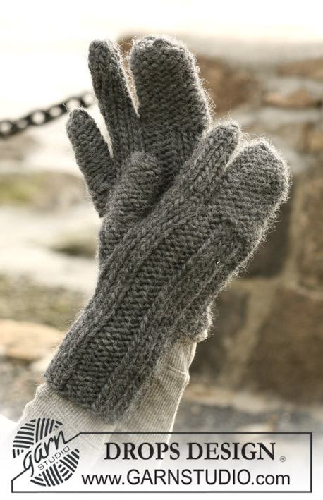 DROPS 103-25 - Rękawiczki na drutach, z oddzielnym palcem wskazującym, z włóczki Drops Snow