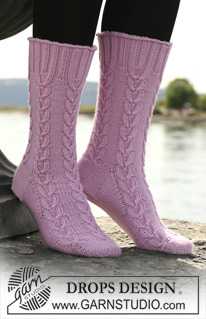 Free patterns - Naisen sukat / DROPS 108-39