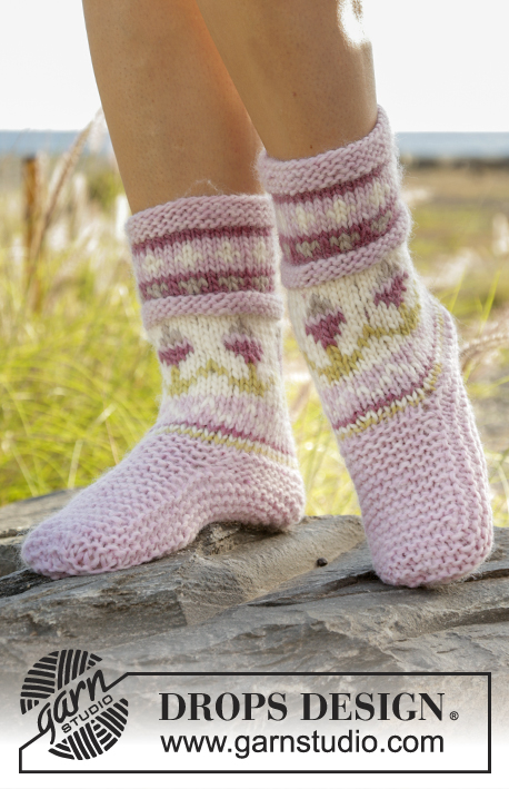 Spring Dance / DROPS 178-7 - Ponožky s vyplétaným a vroubkovým vzorem pletené z příze DROPS Snow. Velikost: 35-42.