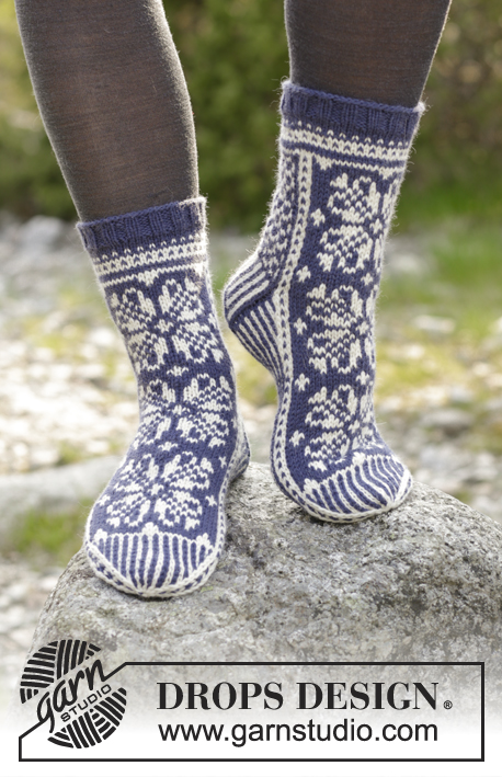 Lofoten Socks / DROPS 181-12 - Stickade sockor med flerfärgat norskt mönster. Storlek 35 - 43.
Arbetet är stickat i DROPS Lima.
