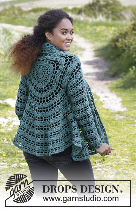 Ornella / DROPS 184-9 - Crochet circle jacket with treble crochets and chain-spaces. Sizes S - XXXL.
The piece is worked in DROPS Lima.