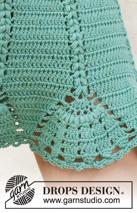Sea Shell / DROPS 202-41 - Crocheted skirt with puff stitches and fan edge. Piece is crocheted top down in DROPS Muskat. Size: S - XXXL