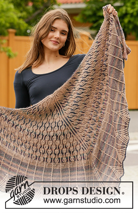 Owl Feathers / DROPS 203-13 - Knitted shawl in DROPS Delight and DROPS Alpaca. The piece is worked top down with stripes and 2-coloured leaf pattern in English rib.