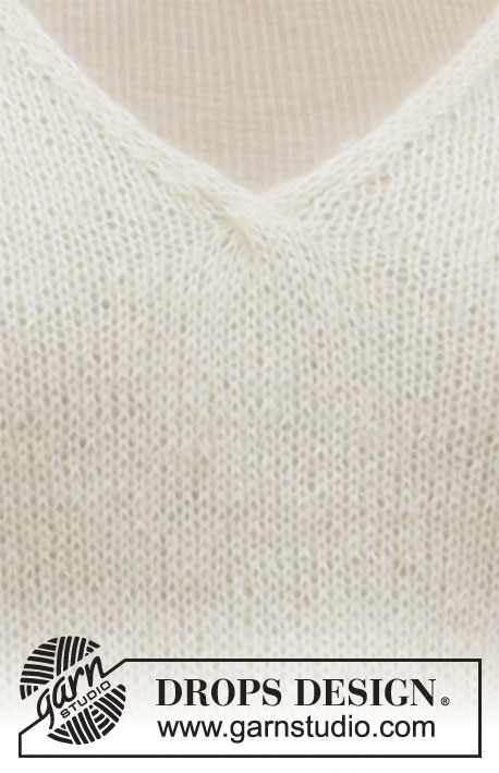 December Moon / DROPS 206-12 - Sweter na drutach z reglanowymi rękawami i dekoltem w kształcie litery V z włóczek DROPS Lace i DROPS Kid-Silk lub DROPS Sky. Od S do XXXL