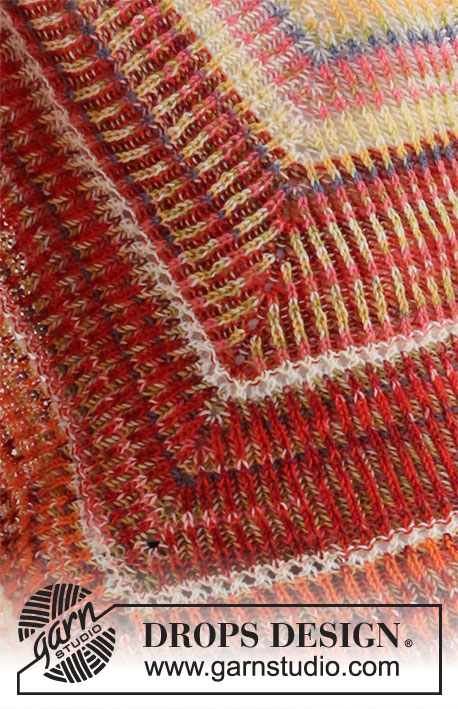Phoenix Wrap / DROPS 212-21 - Strikket sjal med 2-farvet patent i DROPS Fabel. Arbejdet strikkes oppefra og ned, med striber og hulrækker.