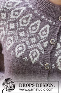 Iced Petals Jacket / DROPS 218-6 - Casaco tricotado de cima para baixo com encaixe arredondado e jacquard norueguês em DROPS Sky. Do S ao XXXL.