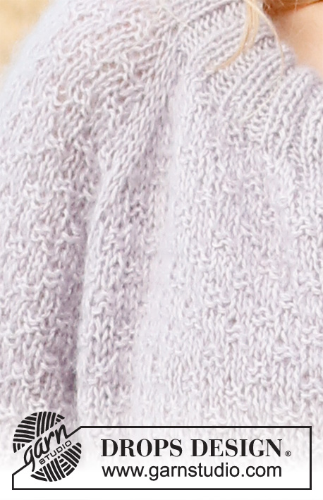 Lavender Sprinkles Jacket / DROPS 222-11 - Casaco tricotado de cima para baixo, com cavas raglan, gola dobrada, ponto texturado e mangas ¾, em DROPS Alpaca e DROPS Kid-Silk. Do XS ao XXL.