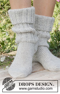 Hiking Helpers / DROPS 229-22 - Ponožky pletené lícovým žerzejem a pružným vzorem z dvojité příze DROPS Fabel. Velikost 35 – 43.