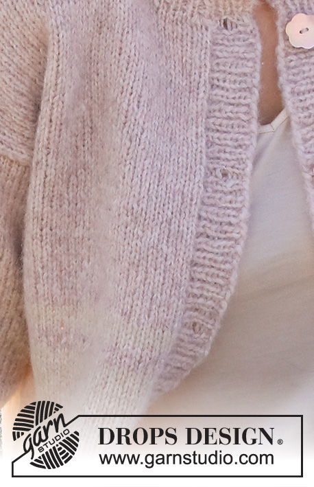 Dream in Rose Cardigan / DROPS 232-14 - Rozpinany sweter na drutach, przerabiany od dołu do góry, w paski i z rękawami ¾, z włóczki DROPS Air. Od S do XXXL.