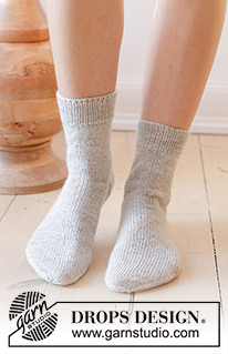 Free patterns - Naisen sukat / DROPS 238-33