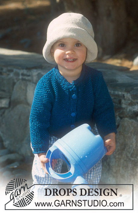 Paddington / DROPS Baby 10-5 - Rozpinany sweter na drutach, ściegiem ryżowym i kapelusz na szydełku, z włóczki DROPS Muskat. Od 1 miesiąca do 4 lat.