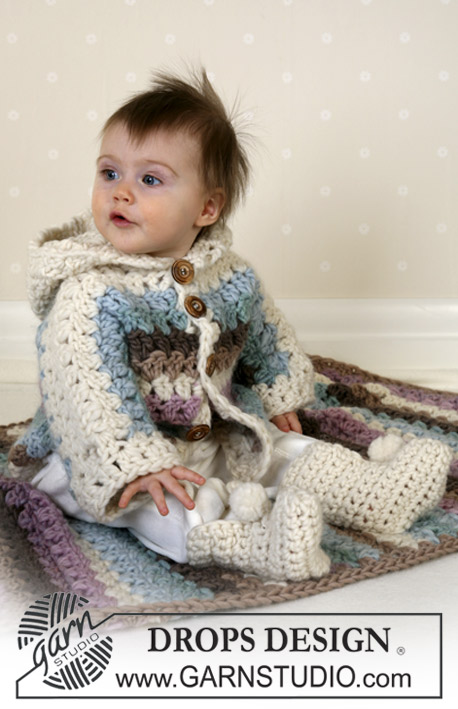 Cozy Cuddle / DROPS Baby 14-25 - Virkat set med kofta i ränder och tofflor till baby och barn i DROPS Snow. Storlek 1 månad till 4 år.