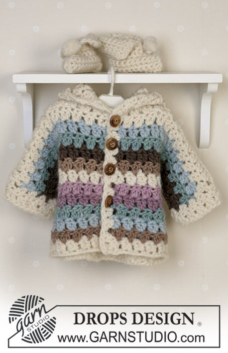 Cozy Cuddle / DROPS Baby 14-25 - Dziecięcy komplet na szydełku: rozpinany sweter i kapcie, z włóczki DROPS Snow. Rozmiary od 1 miesiąca do 4 lat.