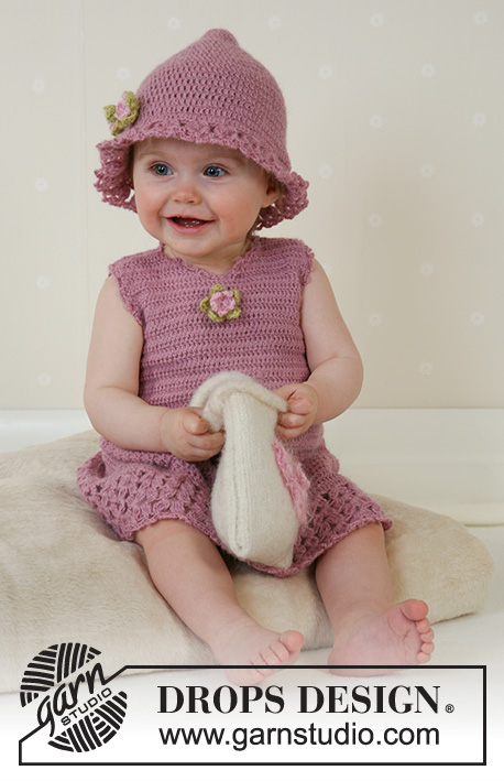 Little Miss Berry / DROPS Baby 14-4 - Gehaakte jurk en zomerhoed in DROPS Alpaca. Gebreide en gevilte tas in DROPS Alaska. Maten voor baby en kinderen, 1 maand tot 4 jaar.