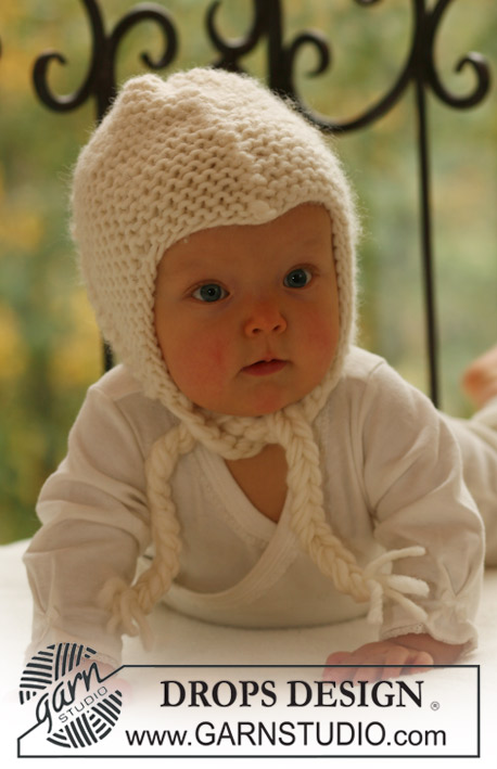 Pilot Cuddles / DROPS Baby 16-12 - Dětská čepička pletená vroubkovým vzorem z příze DROPS Snow nebo DROPS Wish.