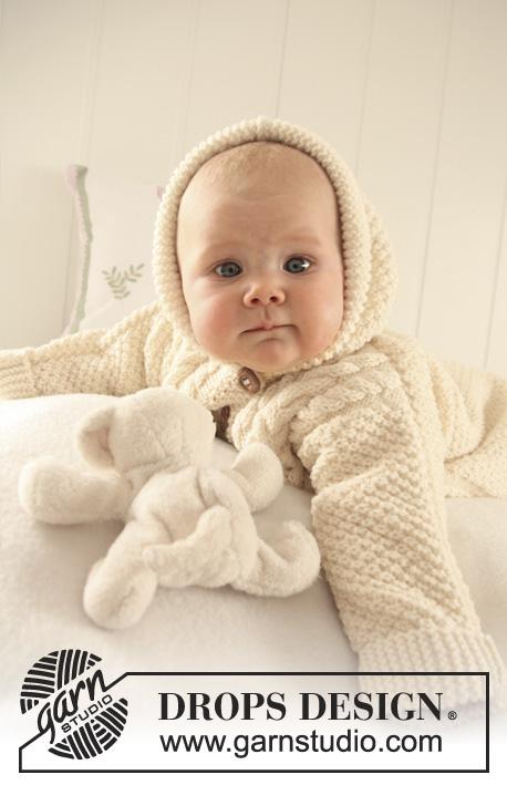 Snuggly Bunny / DROPS Baby 19-10 - Dětský spací pytel s kapucí a kombinací vzorů z příze DROPS Merino Extra Fine 