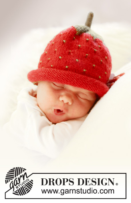 Sweet Strawberry / DROPS Baby 21-21 - Cappello fragola lavorato ai ferri per neonati e bambini in DROPS Alpaca.