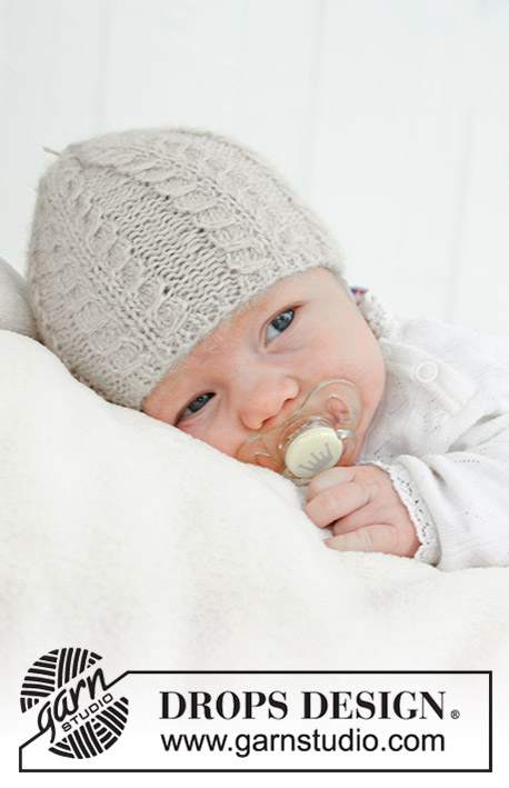 Baby Akorn / DROPS Baby 31-1 - Czapeczka dziecięca z warkoczami, z włóczki DROPS Puna. Od 0 miesięcy – 4 lat.