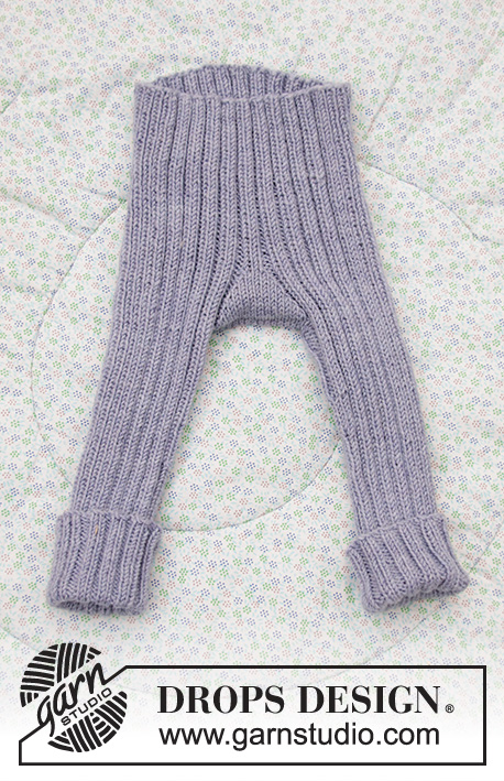 Baby Talk Pants / DROPS Baby 33-31 - Calças tricotadas em canelado para bebé e gorro tricotado em ponto de arroz, em DROPS BabyMerino.
Tamanhos : Prematuro - 4 anos