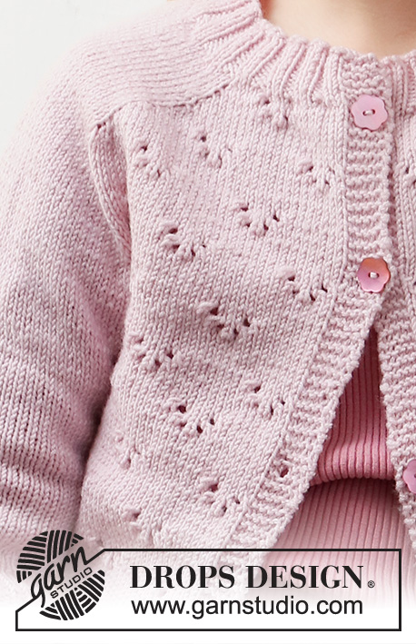 Pink Peony Cardigan / DROPS Baby & Children 38-22 - Dziecięcy sweter rozpinany na drutach, przerabiany od góry do dołu z włóczki DROPS Baby Merino, z rękawami typu saddle shoulder, ściegiem ażurowym i z krótkim rękawem. Od 3 do 14 lat.