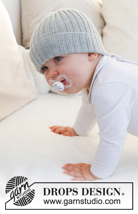 Little Pearl Hat / DROPS Baby 42-17 - Gorro tricotado para bebé e criança, em canelado, em DROPS BabyMerino. Tamanhos: 0 - 4 anos