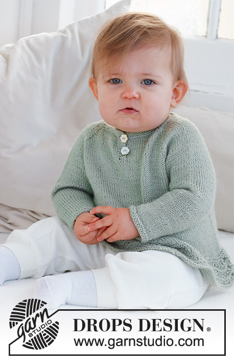 Little Pea / DROPS Baby 42-8 - Gebreide trui voor baby’s en kinderen in DROPS Safran. Het werk wordt van boven naar beneden gebreid met raglan en golfpatroon. Maten 0 - 6 jaar.