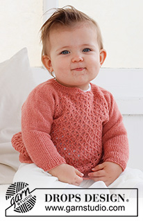 Cotswolds Sweater / DROPS Baby 43-1 - Baby raglánový pulovr s krajkovým vzorem pletený shora dolů z příze DROPS Flora. Velikost 0 – 2 roky.