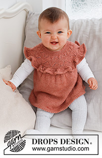 Sweet Primrose Dress / DROPS Baby 43-15 - Strikket kjole til baby og barn i DROPS Alpaca. Arbeidet strikkes ovenfra og ned med rundfelling, hullmønster og rysje på bærestykket. Størrelse 0 – 6 år.