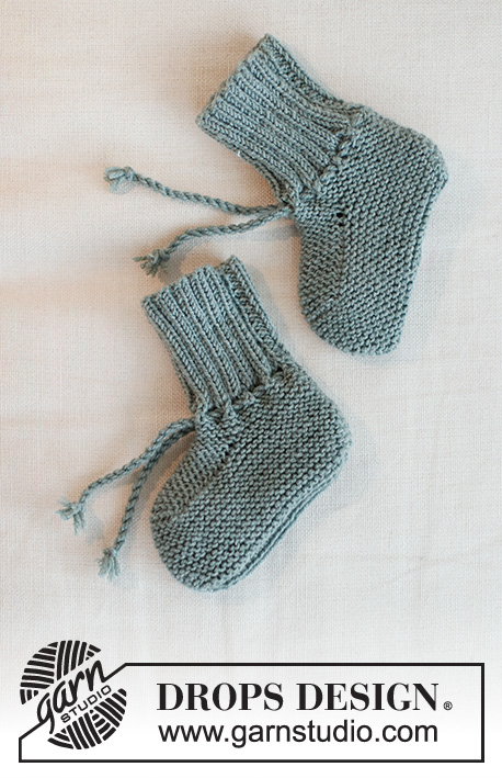 Tide Socks / DROPS Baby 43-20 - Pantufas tricotados para bebé e criança em DROPS BabyMerino. Tamanhos: prematuro - 4 anos.