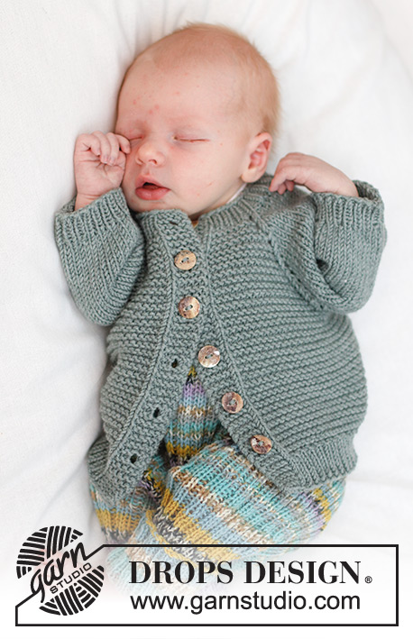 Dream Plan Cardigan / DROPS Baby 45-1 - Casaco tricotado de cima para baixo para bebé, com cavas raglan, ponto jarreteira e ponto meia, em DROPS Merino Extra Fine. Tamanhos: 0 - 4 anos.