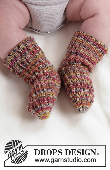 Candy Toe Socks / DROPS Baby 45-19 - Kötött spirál-csőzokni babáknak DROPS Fabel fonalból. 0 - 2 éveseknek való méretekben