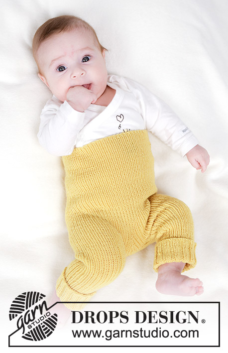 Ready to Stroll / DROPS Baby 45-6 - Dětské kalhoty s pružným vzorem pletené shora dolů z příze DROPS BabyMerino. Velikost: 0 - 4 roky.