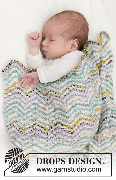 Seaside Seashells Blanket / DROPS Baby 46-10 - Knitted blanket for babies, with zig-zag pattern, in DROPS Fabel.