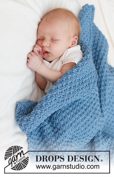 Blue Pearl Blanket / DROPS Baby 46-8 - Couverture tricotée pour bébé en DROPS Big Merino. Se tricote en allers et retours au double point de riz.
