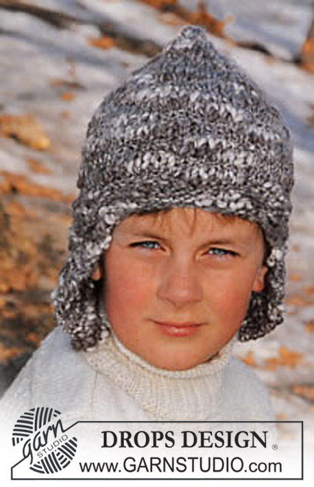 DROPS Children 12-27 - Strikket hue til børn i DROPS Ull-Flamé. Arbejdet strikkes med øreklapper og retstrik. Størrelse 3 - 14 år.