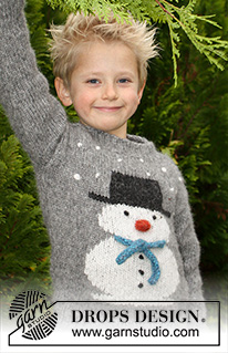 Frosty's Christmas Kids / DROPS Children 30-28 - Jersey / jersey de Navidad de punto con muñeco de nieve. Para niños tallas 2 – 12 años.
La pieza está tejida en DROPS Air.
