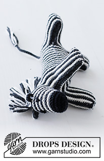 Oreo the Zebra / DROPS Children 37-19 - Knitted zebra in garter stitch and stripes in DROPS Merino Extra Fine.