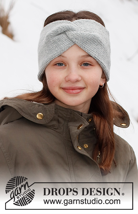Winter Smiles Headband / DROPS Children 41-20 - Strikket pandebånd til barn med snoning i DROPS Merino Extra Fine. Størrelse 2 – 12 år.