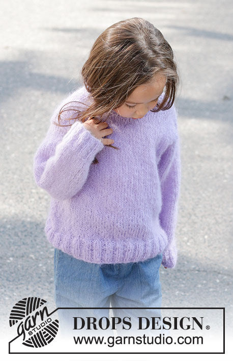 Smiling Lavender Sweater / DROPS Children 47-2 - Dziecięcy sweter na drutach przerabiany od dołu do góry z włóczki DROPS Melody. Przerabiany dżersejem z podwójnym wykończeniem dekoltu. Od 2 do 12 lat.