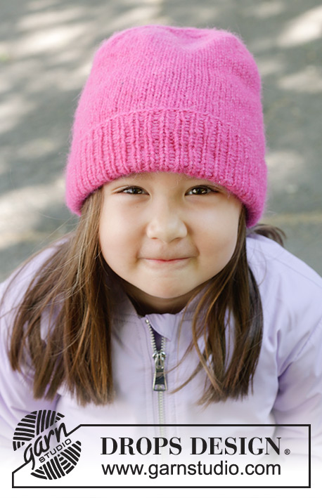 Late Bud Hat / DROPS Children 47-24 - Bonnet tricoté pour enfant en DROPS Air. Se tricote de bas en haut, en jersey, avec revers. Du 2 au 12 ans.